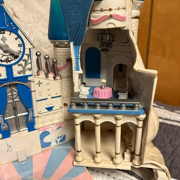 Blue and Cream Castle Playset - Picture 2 of 8